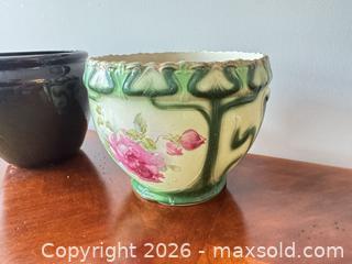 MaxSold Auction: McCoy and stoke on Trent Jardinieres  - Ottawa (Ontario, Canada) SELLER MANAGED Downsizing Online Auction -  Cinnabar