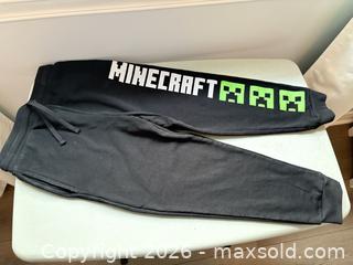 MaxSold Auction: Minecraft Sweatpants  - Ottawa (Ontario, Canada) SELLER MANAGED Downsizing Online Auction -  Cinnabar