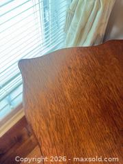 MaxSold Auction: Quarter cut oak parlour table lot 145  - Ottawa (Ontario, Canada) SELLER MANAGED Downsizing Online Auction -  Cinnabar