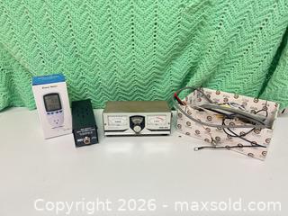 MaxSold Auction: Radio and power supplies  - Ottawa (Ontario, Canada) SELLER MANAGED Downsizing Online Auction -  Cinnabar