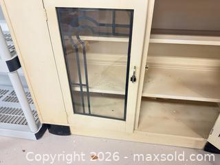 MaxSold Auction: Retro 1950s kitchen buffet cupboard - Ottawa (Ontario, Canada) SELLER MANAGED Downsizing Online Auction -  Cinnabar