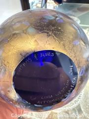 MaxSold Auction: Rhythms and blues Signed Art glass vase 141 - Ottawa (Ontario, Canada) SELLER MANAGED Downsizing Online Auction -  Cinnabar