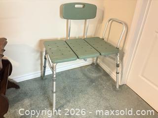 MaxSold Auction: Shower Seat, Bed Rail, and Toilet seat with hand rails lot 681 - Ottawa (Ontario, Canada) SELLER MANAGED Downsizing Online Auction -  Cinnabar