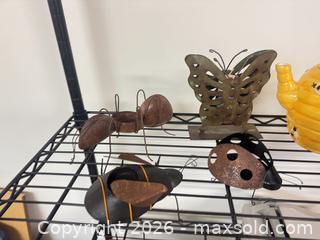 MaxSold Auction: Small Garden ornaments lot  - Ottawa (Ontario, Canada) SELLER MANAGED Downsizing Online Auction -  Cinnabar