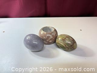MaxSold Auction: Stone and mineral decorations lot 630 - Ottawa (Ontario, Canada) SELLER MANAGED Downsizing Online Auction -  Cinnabar