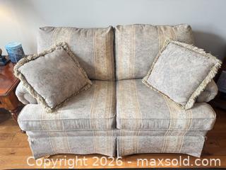 MaxSold Auction: Super Comfy love seat and chair set  - Ottawa (Ontario, Canada) SELLER MANAGED Downsizing Online Auction -  Cinnabar