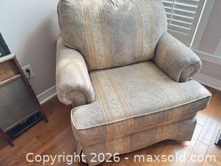 MaxSold Auction: Super Comfy love seat and chair set  - Ottawa (Ontario, Canada) SELLER MANAGED Downsizing Online Auction -  Cinnabar
