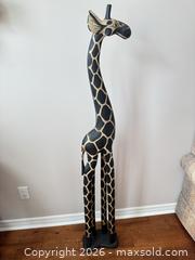MaxSold Auction: Tall wooden giraffe statue  - Ottawa (Ontario, Canada) SELLER MANAGED Downsizing Online Auction -  Cinnabar