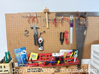 MaxSold Auction: Tools and organizers lot 464 - Ottawa (Ontario, Canada) SELLER MANAGED Downsizing Online Auction -  Cinnabar