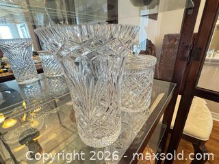 MaxSold Auction: Two Nova Scotia glass vases  - Ottawa (Ontario, Canada) SELLER MANAGED Downsizing Online Auction -  Cinnabar