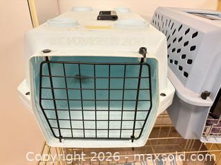 MaxSold Auction: Two pet carriers and a crate - Ottawa (Ontario, Canada) SELLER MANAGED Downsizing Online Auction -  Cinnabar