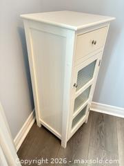 MaxSold Auction: White Cloudy Glass Cupboard - Ottawa (Ontario, Canada) SELLER MANAGED Downsizing Online Auction -  Cinnabar