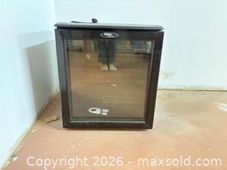 MaxSold Auction: Wine fridge  - Ottawa (Ontario, Canada) SELLER MANAGED Downsizing Online Auction -  Cinnabar