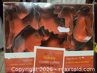 MaxSold Auction: Holiday Cookie Cutters Metal  New in Box - Toronto (Ontario, Canada) SELLER MANAGED Downsizing Online Auction - McAdam Avenue