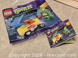 MaxSold Auction: Lego Teenange Mutant Ninja Turtles 30271 Mikey's Mini-Shellraiser Complete with Bonus Shredder Minifigure - Toronto (Ontario, Canada) SELLER MANAGED Downsizing Online Auction - McAdam Avenue