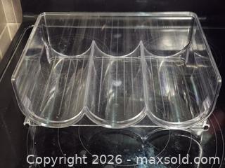 MaxSold Auction: Water Bottles Holder B - Toronto (Ontario, Canada) SELLER MANAGED Downsizing Online Auction - McAdam Avenue
