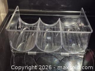 MaxSold Auction: Water Bottles Holder B - Toronto (Ontario, Canada) SELLER MANAGED Downsizing Online Auction - McAdam Avenue