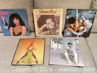 MaxSold Auction: Lot of 5 Vinyl LPs — Diana Ross & Others - Ancaster (Ontario, Canada) SELLER MANAGED Downsizing Online Auction - Galley Rd