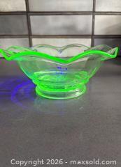 MaxSold Auction: Uranium Glass Bowl - Toronto (Ontario, Canada) SELLER MANAGED Downsizing Online Auction - Shudell Avenue