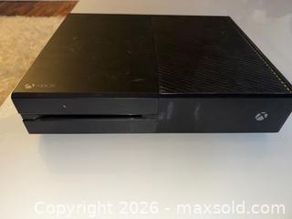 MaxSold Auction: Nintendo Xbox one  - Toronto (Ontario, Canada) SELLER MANAGED Downsizing Online Auction -  Palamar Road