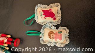 MaxSold Auction: Vintage Christmas Ornaments #2 - Upper Darby Township (Pennsylvania, USA) SELLER MANAGED Estate Sale Online Auction - State Road (CONDO)