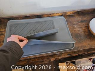 MaxSold Auction: AmazonBasics Silicone Rubber Mat, Gray - Lot of 3 - Toronto (Ontario, Canada) SELLER MANAGED Moving Online Auction - Enfield Avenue