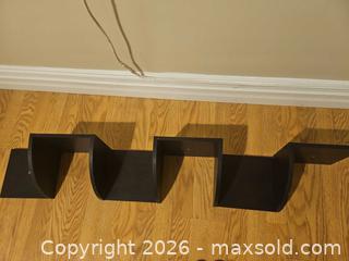 MaxSold Auction: Black 5-Tier Floating Wall Shelf, Engineered Wood - Toronto (Ontario, Canada) SELLER MANAGED Moving Online Auction - Enfield Avenue