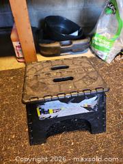MaxSold Auction: Black Plastic Folding Stool with Built-In Handle - Toronto (Ontario, Canada) SELLER MANAGED Moving Online Auction - Enfield Avenue