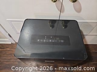 MaxSold Auction: Danby DDR050BLPDB-ME 50 Pint Black Dehumidifier - Toronto (Ontario, Canada) SELLER MANAGED Moving Online Auction - Enfield Avenue