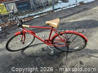 MaxSold Auction: Diamondback City/Commuter Bicycle — 7-Speed, Red - Toronto (Ontario, Canada) SELLER MANAGED Moving Online Auction - Enfield Avenue