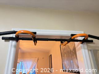 MaxSold Auction: Doorway Pull-Up Bar, Black & Orange, Fits Standard Frames - Toronto (Ontario, Canada) SELLER MANAGED Moving Online Auction - Enfield Avenue