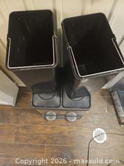 MaxSold Auction: Dual-Compartment Stainless Steel & Plastic Trash/Recycling Bin - Toronto (Ontario, Canada) SELLER MANAGED Moving Online Auction - Enfield Avenue