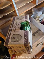 MaxSold Auction: Eco II 30 x 38 Compostable Trash Liners — 125 Count Box - Toronto (Ontario, Canada) SELLER MANAGED Moving Online Auction - Enfield Avenue