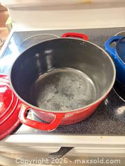 MaxSold Auction: Enameled Cast Iron Dutch Ovens, 5–6 qt, Red/Blue - Toronto (Ontario, Canada) SELLER MANAGED Moving Online Auction - Enfield Avenue