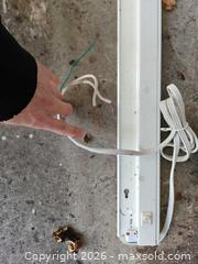 MaxSold Auction: FOTONZ-style Under-Cabinet Light Fixture with 3ft LED Tubes - Toronto (Ontario, Canada) SELLER MANAGED Moving Online Auction - Enfield Avenue