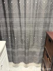 MaxSold Auction: Gray Geometric Cotton Shower Curtain with Metal Hooks - Toronto (Ontario, Canada) SELLER MANAGED Moving Online Auction - Enfield Avenue
