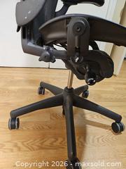 MaxSold Auction: Herman Miller Aeron Size B Mesh Task/Office Chair - Black - Toronto (Ontario, Canada) SELLER MANAGED Moving Online Auction - Enfield Avenue