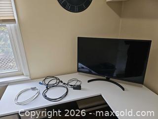 MaxSold Auction: LG 32MN500M-B 32" Full HD (1920x1080) Monitor - Toronto (Ontario, Canada) SELLER MANAGED Moving Online Auction - Enfield Avenue