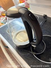 MaxSold Auction: Master Chef Glass Electric Kettle, 1.7 L - Toronto (Ontario, Canada) SELLER MANAGED Moving Online Auction - Enfield Avenue
