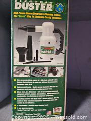 MaxSold Auction: Metro / DATA VAC Electric Duster Air Blower, 500W, White - Toronto (Ontario, Canada) SELLER MANAGED Moving Online Auction - Enfield Avenue