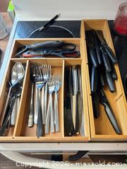 MaxSold Auction: Mixed Cutlery, Cutting Utensil and Kitchen Tool Set with Organizer - Toronto (Ontario, Canada) SELLER MANAGED Moving Online Auction - Enfield Avenue