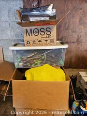 MaxSold Auction: MOSS LED Flexible Strip Reel & Individual Pixel Modules, 12V/24V - Toronto (Ontario, Canada) SELLER MANAGED Moving Online Auction - Enfield Avenue