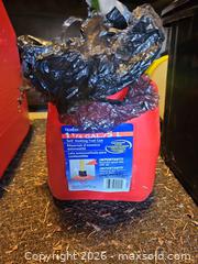MaxSold Auction: Scepter Red Plastic Fuel/Gas Cans, 6.6 gal & 1.25 gal - Toronto (Ontario, Canada) SELLER MANAGED Moving Online Auction - Enfield Avenue