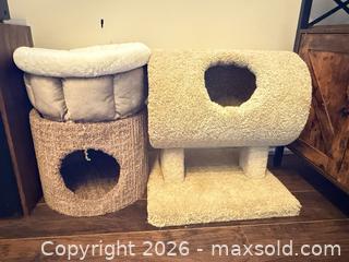 MaxSold Auction: Small Beige Plush and Carpeted Cat Tunnel Bed/Condo and cat toy - Toronto (Ontario, Canada) SELLER MANAGED Moving Online Auction - Enfield Avenue