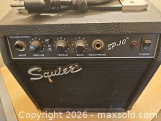 MaxSold Auction: Squier SP-10 Practice Guitar / Bass Amplifier 22W Black - Toronto (Ontario, Canada) SELLER MANAGED Moving Online Auction - Enfield Avenue