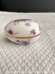 MaxSold Auction: Egg Trinket Box Porcelain Hand-Painted Victorian Violets  - Phoenixville (Pennsylvania, USA) SELLER MANAGED Estate Sale Online Auction - Vanderslice Street