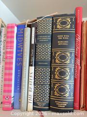 MaxSold Auction: Assorted English Books: Fiction, Art, Memoir, Canada Travel B - Ottawa (Ontario, Canada) PARTNER MANAGED Downsizing Online Auction - Topley Crescent