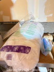 MaxSold Auction: Assorted Hand & Power Tools: Putty Knives, Trowels, Sandpaper, Clamps B - Ottawa (Ontario, Canada) PARTNER MANAGED Downsizing Online Auction - Topley Crescent