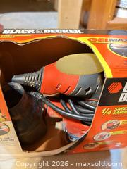 MaxSold Auction: Black & Decker 1/4 Sheet Finishing Sander FS600G A - Ottawa (Ontario, Canada) PARTNER MANAGED Downsizing Online Auction - Topley Crescent
