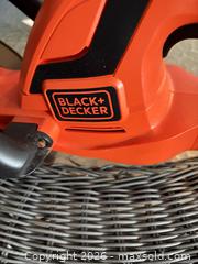 MaxSold Auction: Black+Decker 40V Cordless 24 in. Hedge Trimmer A - Ottawa (Ontario, Canada) PARTNER MANAGED Downsizing Online Auction - Topley Crescent